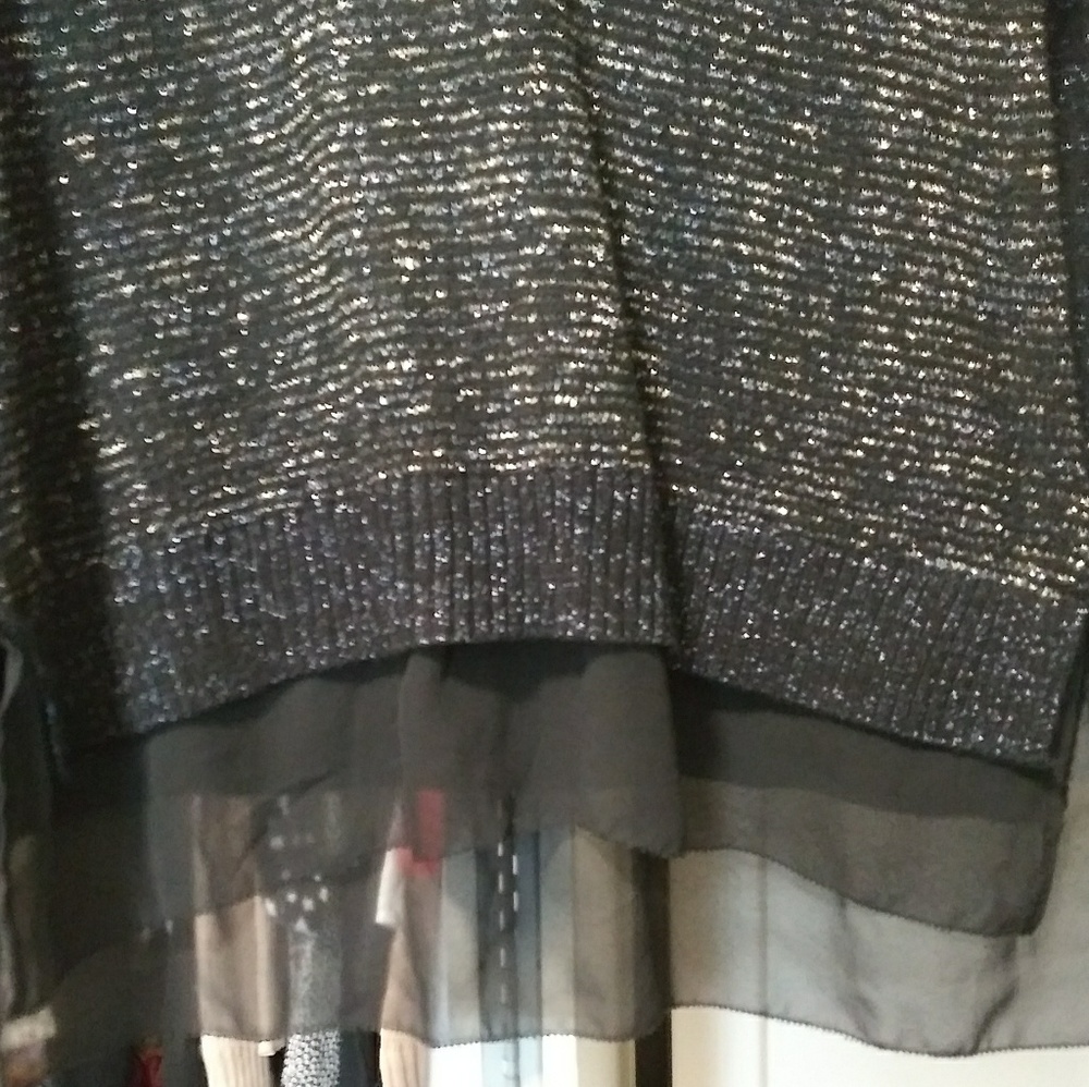 Sweater - Picture 2 of 4